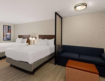 Cozy Suite w/Kitchen Near Baylor Univ. – Great for Family Visitors 4