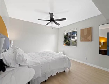 Ocean View 2-bedroom Luxury apartment with AC in San Diego 5