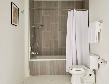 Roami at St. Charles | 1 Bedroom 3