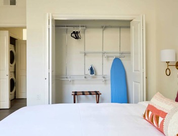 Roami at St. Charles | 2 Bedroom 5