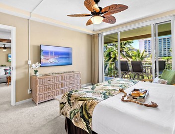 Whaler #357 Best Price w/a Great Ocean View 1-bedroom 2-bath at The Whaler 4