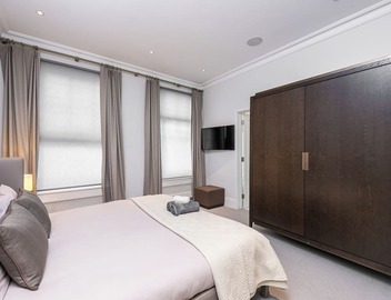 Luxury Chelsea Apartment,3-bedroom, 3-bathroom residence with a private terrace 3