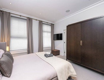 Luxury Chelsea Apartment,3-bedroom, 3-bathroom residence with a private terrace 3