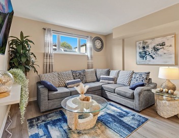 3-bedroom basement apartment with Pool&Terrace-4 mins to Gatineau-Ottawa Airport 2