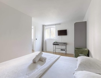 Appartement de Charme au coeur du 18ème 4