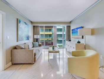 Oceanfront Retreat- South Beach, Pool, Amenities 3