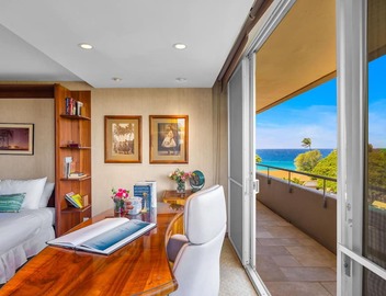 Maui Kaanapali | Penthouse 2 BR, Sleeps 4 | Car Incl. w/6+ Nights | MKV-A606 by KBM 5