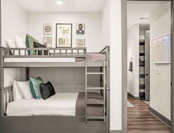 Muse-ic City Luxury - Entire Apt 5 min to Broadway 2