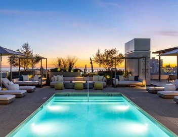 Pearl Coast' One Acre Rooftop Pool Gym Sauna Walk To Santa Monica Beach and Pier 3