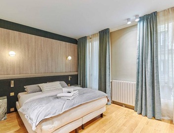 Terrace apartment Trocadero Eiffel Tower by Studio Prestige 5
