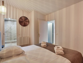 Sublime 3 bedrooms flat center of Paris Montmartre 4