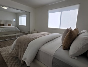 Stylish 2 bedroom + loft with rooftop patio and views near Beverly Hills 5