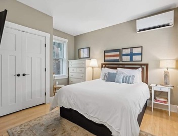 Historical & dog-friendly West End condo with parking - walk to all of Portland 5