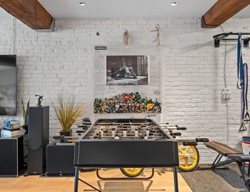 The Keefer Suites | Designer Award-Winning Loft 4