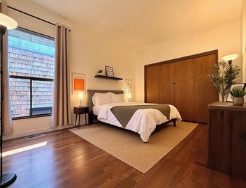 Mid Century Modern 2-bedroom apartment in the heart of Seattle 2