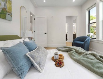 Boston Charm 2BR2BTH/8 Minutes to Boston 5