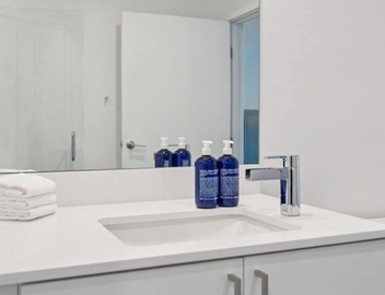Downtown Phoenix Stay Near Convention Center, ASU & Top City Attractions 3