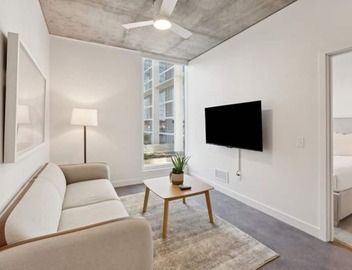 Downtown Phoenix Stay Near Convention Center, ASU & Top City Attractions 4
