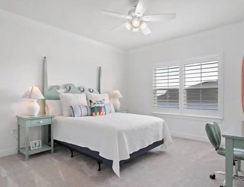 Six months to 1 year Home in NONA on the Water, Gated Community, in Orlando, FL! 4