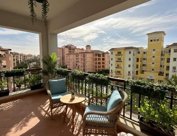Luxury 2BR Apartment in Dreamland - 701 2