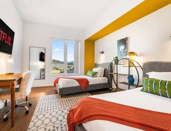 Stylish Art District Retreat | Walk to little Tokyo 3