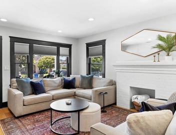 Charming 3BR in Heart of LA with Spacious Backyard 3