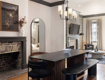 Renovated Townhome Near Forsyth Park | Parking 5