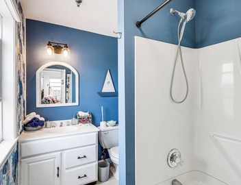 Family Beach Days: Dog-Friendly Cape Cod Condo 5