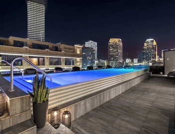 Lux 2BR Suite – Near Dome & FQ Hotel 5