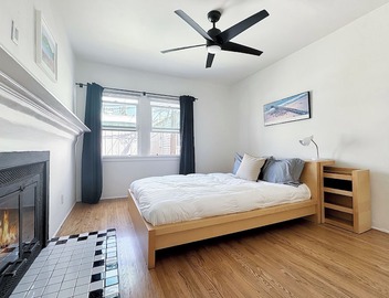 MANHATTAN BEACH Peaceful 2 bedroom steps to the beach 3
