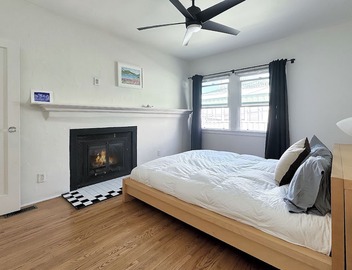 MANHATTAN BEACH Peaceful 2 bedroom steps to the beach 2