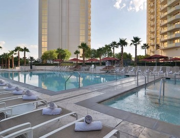 Luxury MGM Penthouse | Largest Balcony | Lazy River + Free Pools + No Resort Fee 2