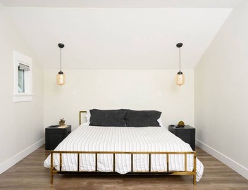 DISCOUNT Charming 3-bedroom Craftsman in Mid City with Backyard 2