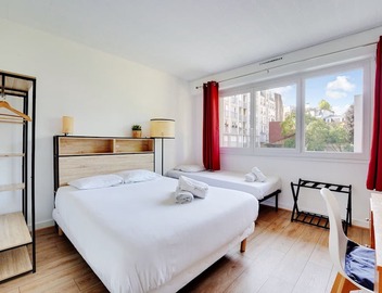 Spacious Family Flat 2bdr & Private Parking Sup 4