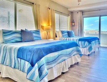 Private 3 bed 3.5 bath condo By the Beach 2
