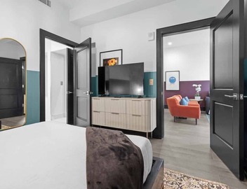 Downtown 3BR Penthouse with Private Terrace Hotel 4