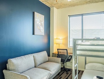 DT Escape with Pool + Gym + Parking + W/D + Balcony 3