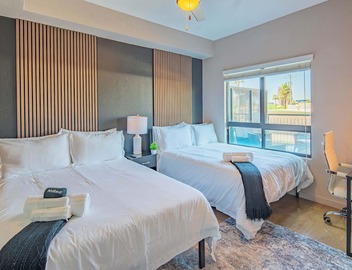 DT PHX Apt | Balcony, W/D Gym, Pool & Parking 4