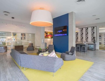 Walkable Arts District Unit in Downtown Phoenix 3