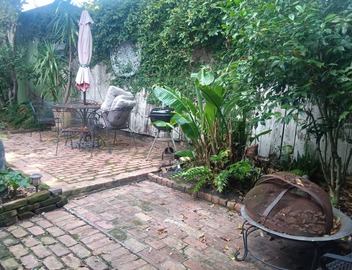 Irish channel gem, one block off Magazine Street, 40%off month long stays 5