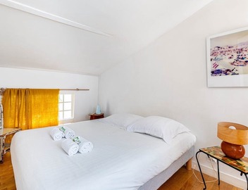 GuestReady - spacious retreat near Buttes-Chaumont 5