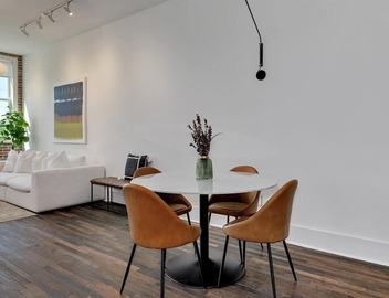 Loft Style Spacious Lux Apt 203, sleeps 6 5
