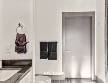 Reluxme | City Center High-Rise King 2BR + Skyline 3