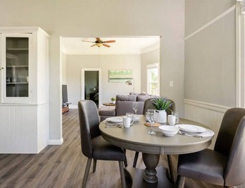 High Ceiling 1BR Craftsman – Walkable Pasadena Gem 4