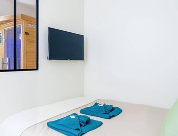 Lavie Maison Sauna & Jacuzzi 2
