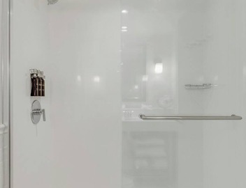 3 Rooms to Enjoy Bold Decor at Our Boutique Hotel in Boston’s Core 3