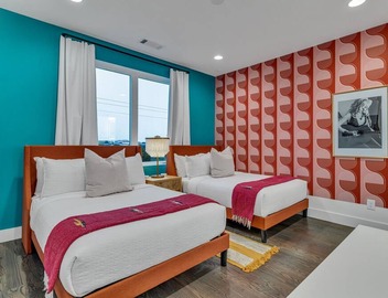 Bachelorette Escape near DT | Game Room + Hot Tub 3
