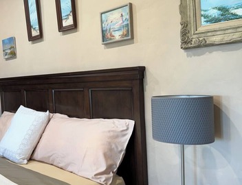 Private cottage at 5 star Resort 2 Room 3 Bath, Kitchen, parking 4