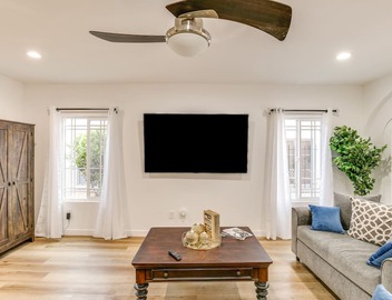 7 Mi to Dtwn! Modern Retreat in East Los Angeles 2