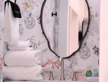 The Edie Suite · Palm Springs Pool & Hot Tub 5
